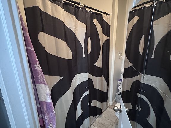 5th image of 38 N 40th St APT 1F