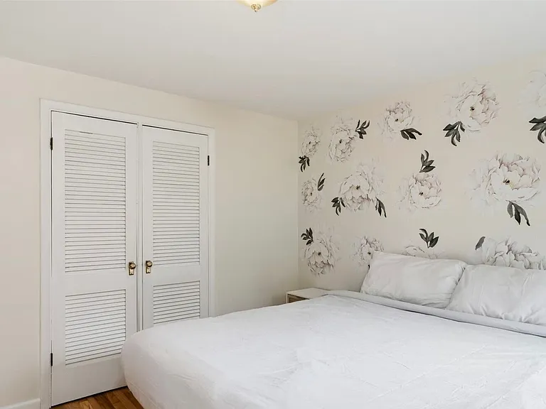 4037 NE 109th St — Photo 13