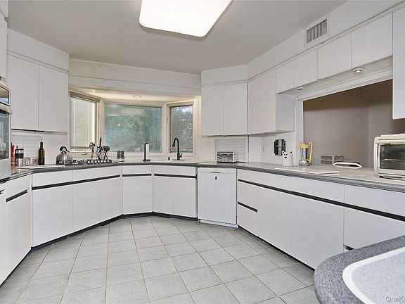 5th image of 70 Buena Vista Road