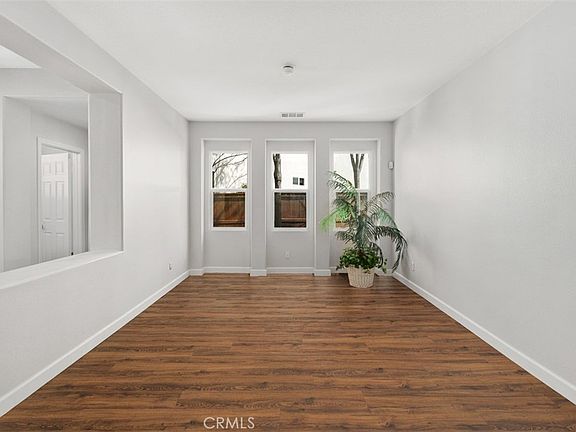 3rd image of 33845 Sattui St