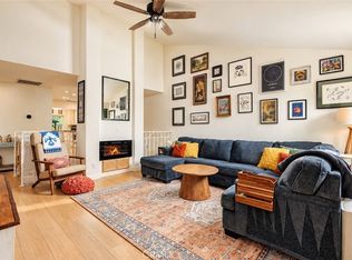 19565 Rinaldi St UNIT 18, Porter Ranch, CA 91326