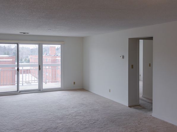3330 Warrensville Center Rd #8a7b820cd