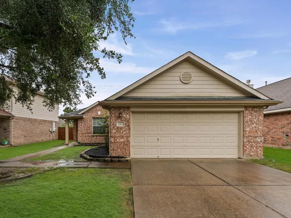 11919 Piney Bend Dr, Tomball, TX 77375