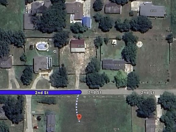 4th image of 3121 2nd St