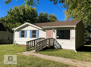 1035 N Jordan St, Decatur, IL 62521