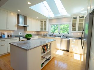 6817 Marbury Rd, Bethesda, MD 20817