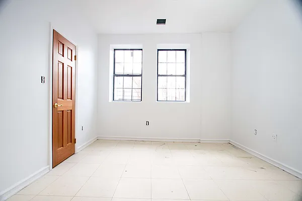 Rented by Nooklyn NYC LLC | media 26