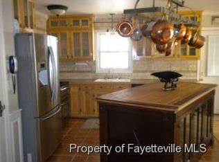 125 Sarah Ln, Fayetteville, NC 28306