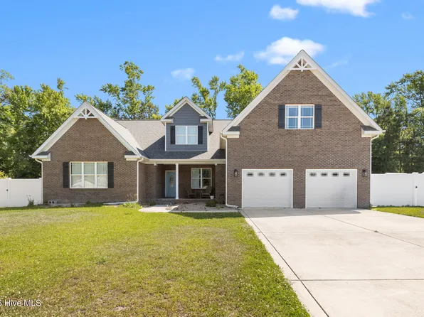 402 King Richard Court, Jacksonville, NC 28546