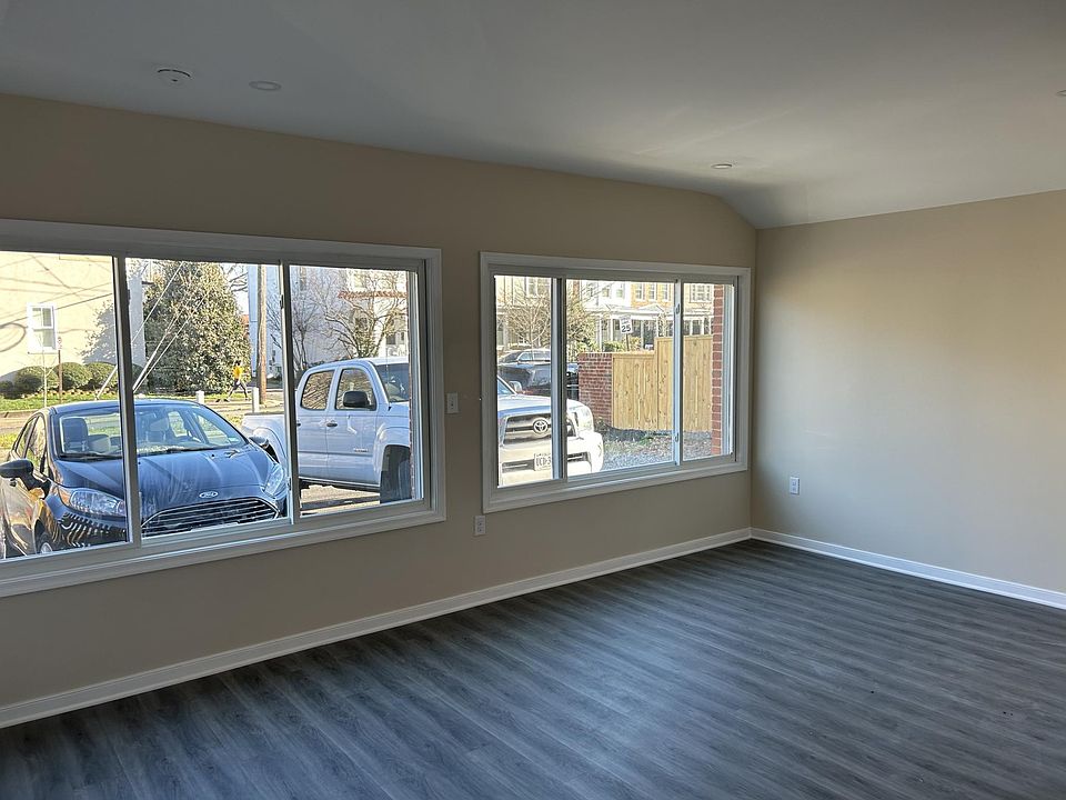 1st image of 3401 Monument Ave