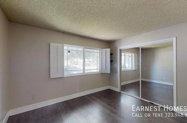 21019 Hackney St — Photo 14