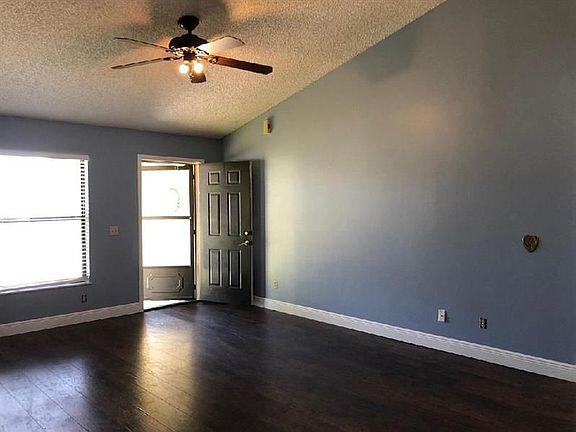 4th image of 5890 SE Wilsie Dr