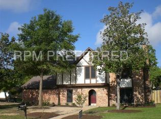 11507 Fallwood Dr, Houston, TX 77065