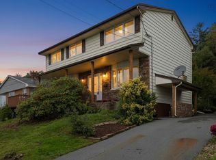 114 Regal Rd, Dartmouth, NS B2W 4H8