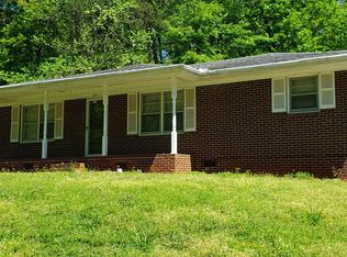 121 Aloha Dr, Greenville, SC 29611