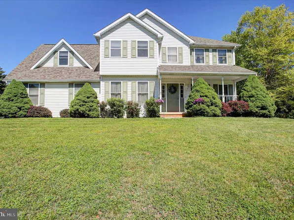 109 Pugh Dr, Shippensburg, PA 17257