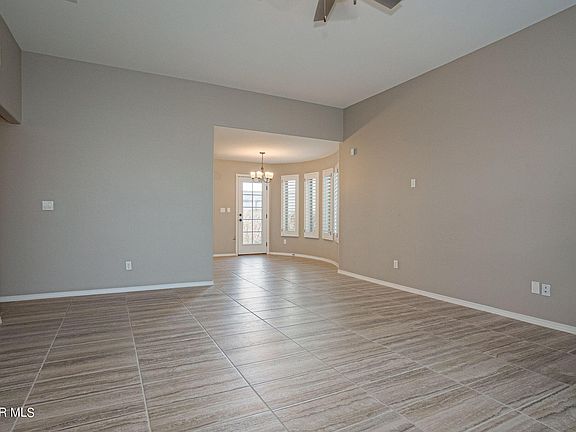 4th image of 13685 Olney Ave