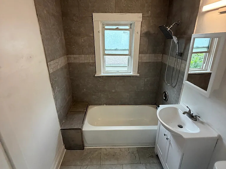 312 S Evergreen Ave #312 — Photo 3