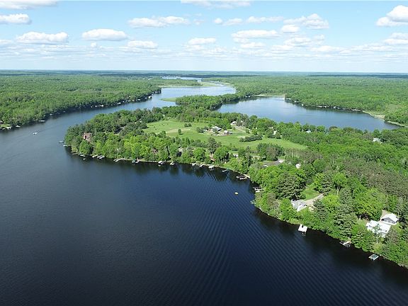 3rd image of W14732 Chain Lake Road