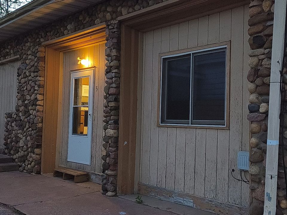 1st image of 221 Clay St #10844132