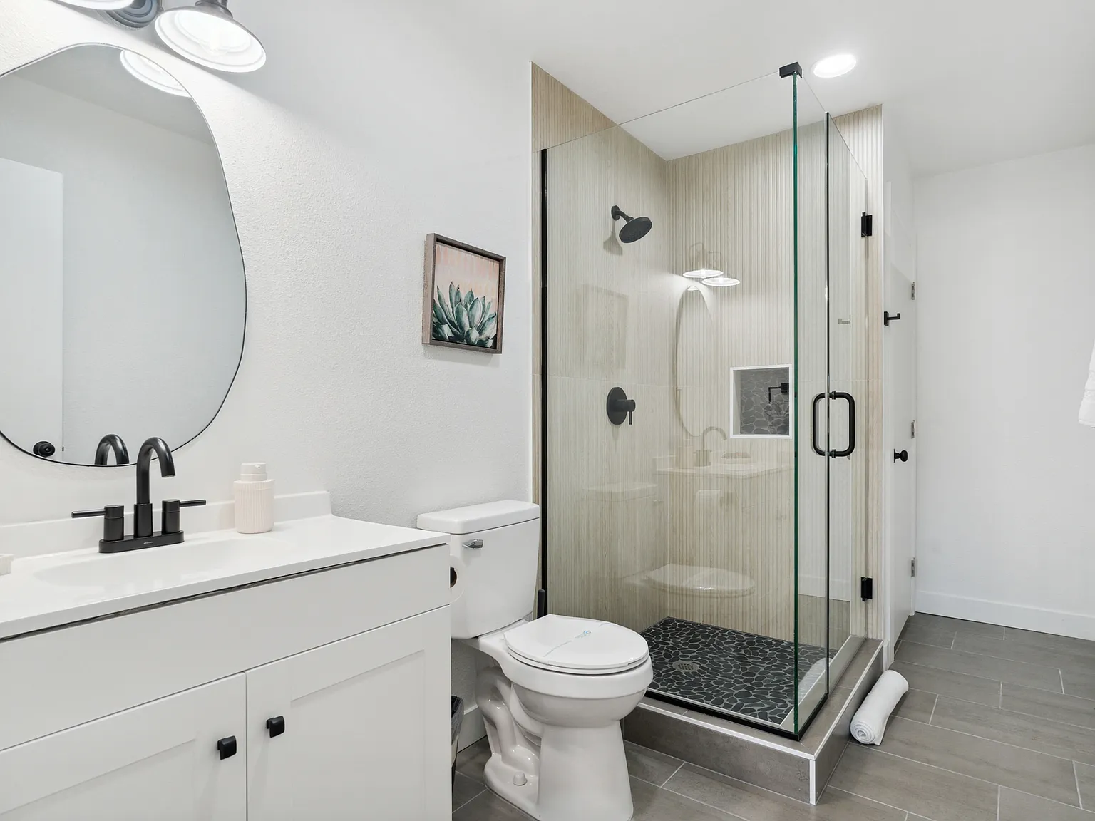 Studio, 285 sqft, $1,125 — Photo 3