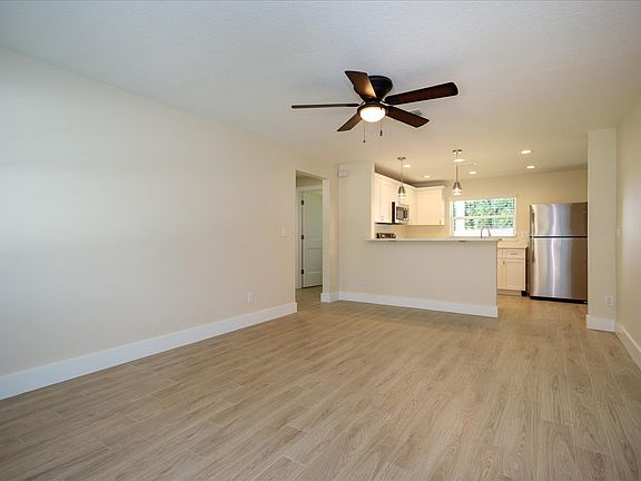 3rd image of 1514 Nevada Ave