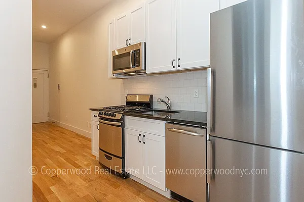 Rented by Copperwood Real Estate | media 6