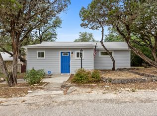 17807 HILLTOP DR, Helotes, TX 78023