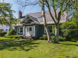 103 Oakland Ave, Gloversville, NY 12078