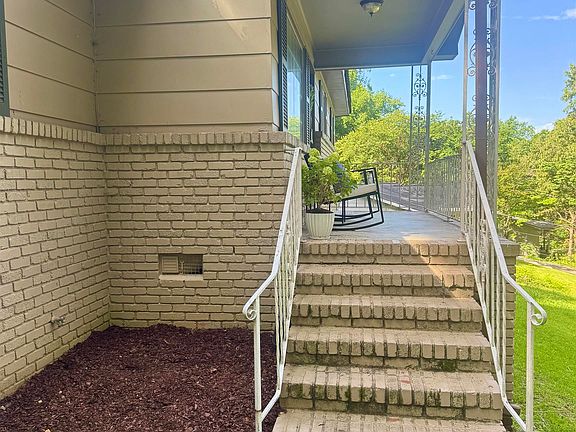 2nd image of 1237 W Forest Dr