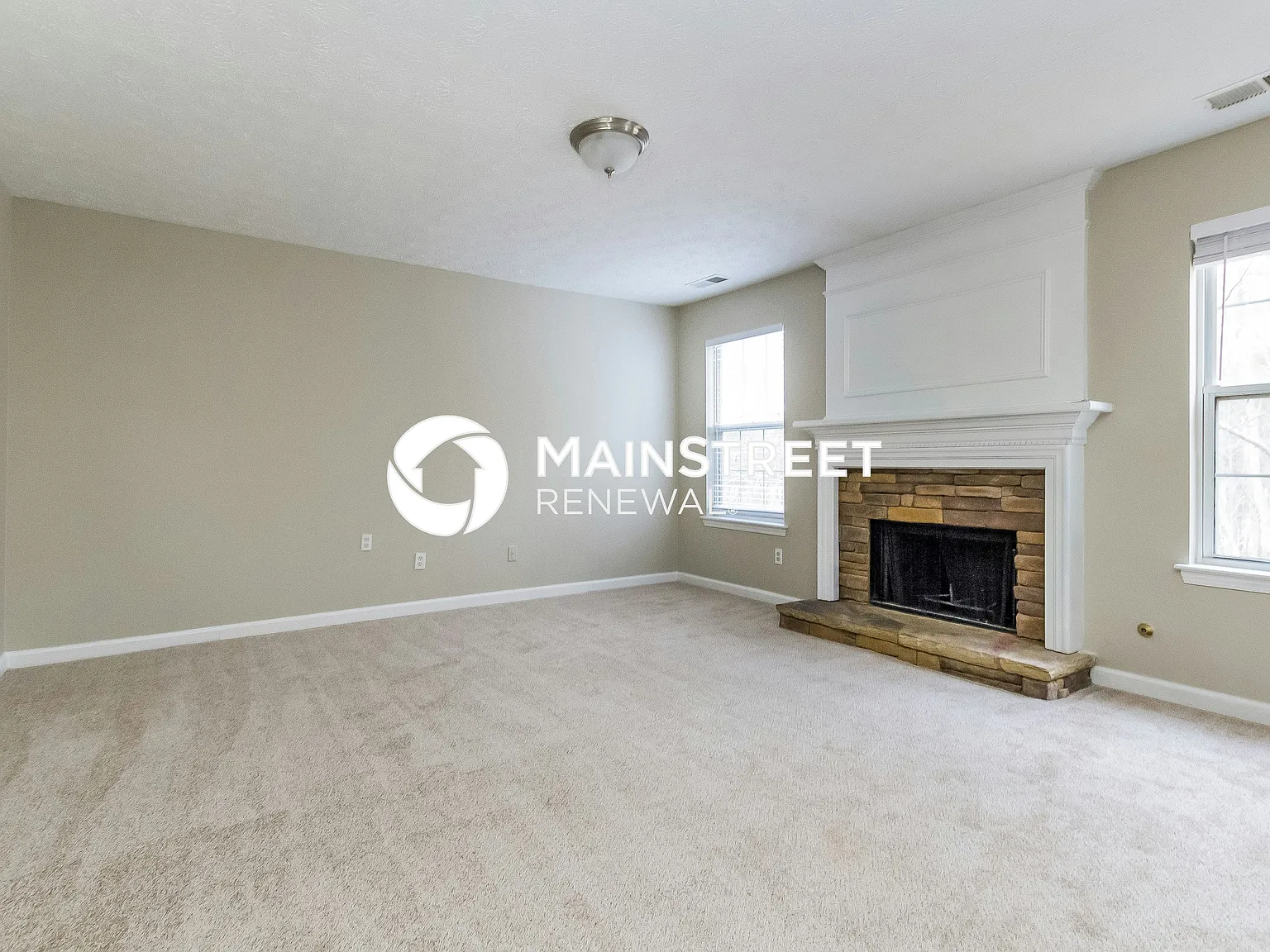 704 Waterstone Ct — Photo 2