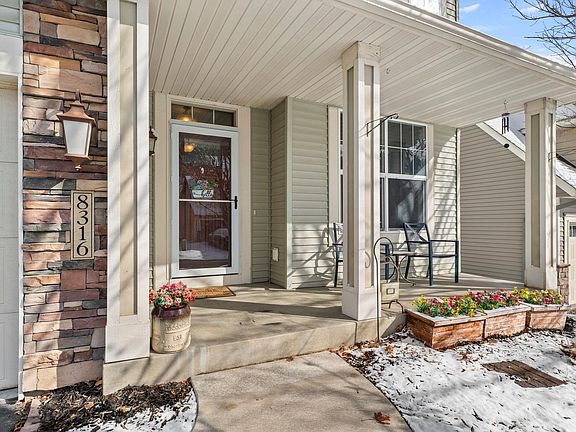 4th image of 8316 W 132nd Ln