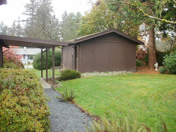 3rd image of 2206 16th Ave
