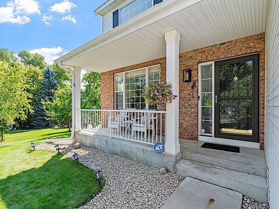4th image of 2051 Highgate Cir