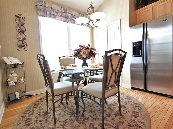 4th image of 44843 Aspen Ridge Dr #179