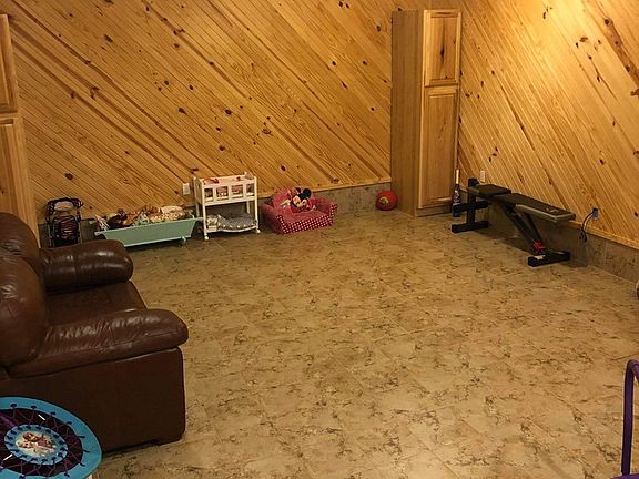 5th image of 55 Marvin Ln
