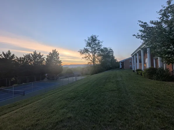 Brandon Point Apartments