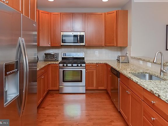 3rd image of 500 Regatta Dr Unit 2519