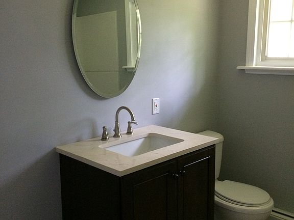 Main full bathroom