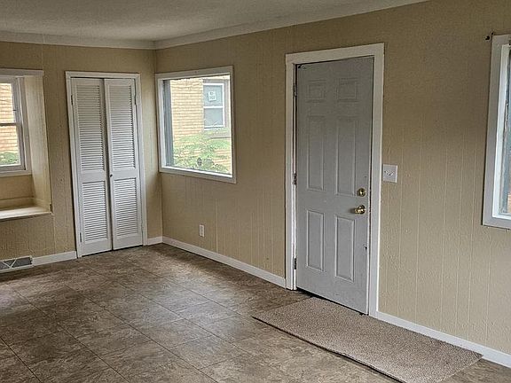 4th image of 2871 N 50th STREET