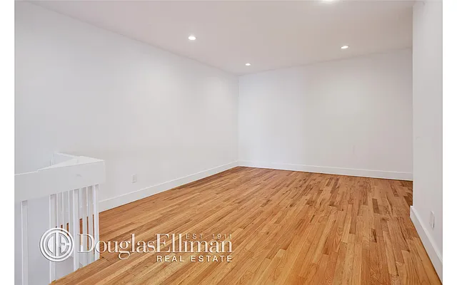 Sold by Douglas Elliman | media 16
