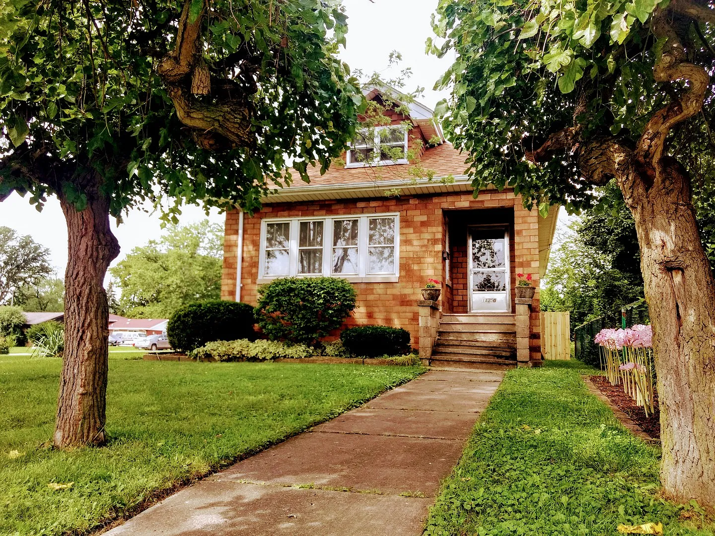 11250 S Worth Ave photo 1