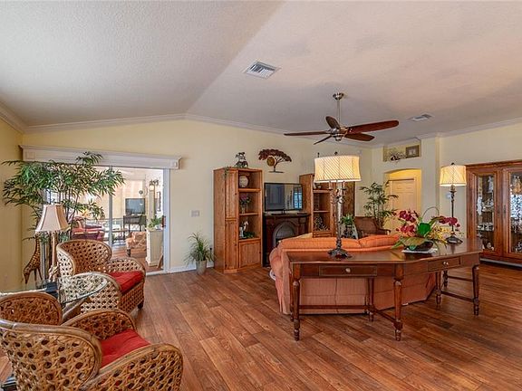 5th image of 474 Grovewood Pl
