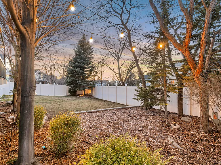 9162 S Glenn Abbey Way — Photo 43
