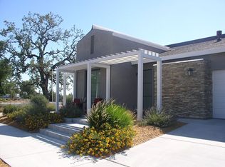 1013 Del Roble Ln, Windsor, CA 95492