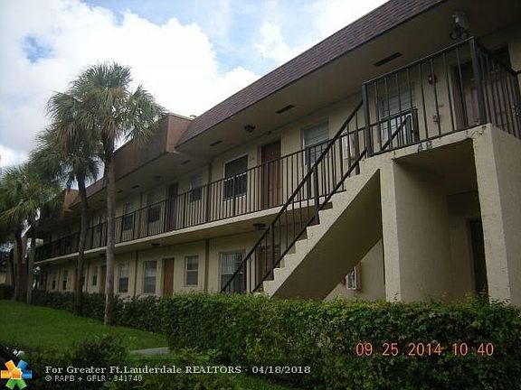 2nd image of 426 Lakeside Dr APT 246