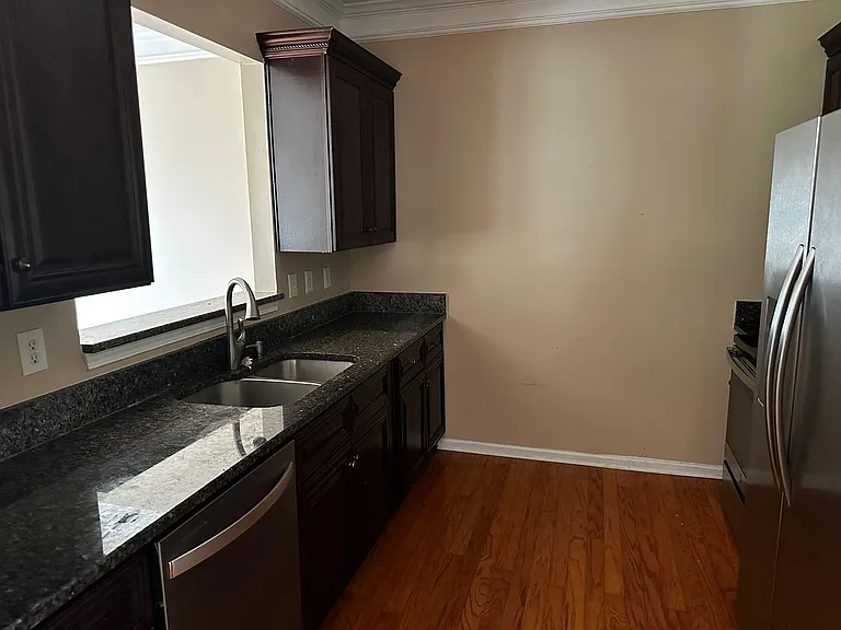 381 Weatherstone Pl — Photo 6