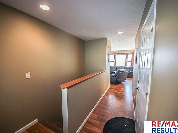 3rd image of 631 S 6th St