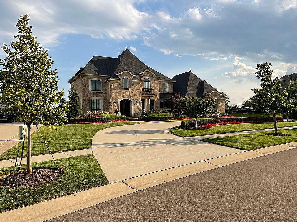 1st image of 49313 Chianti Dr