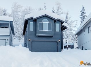 8945 Birch Park Cir, Eagle River, AK 99577